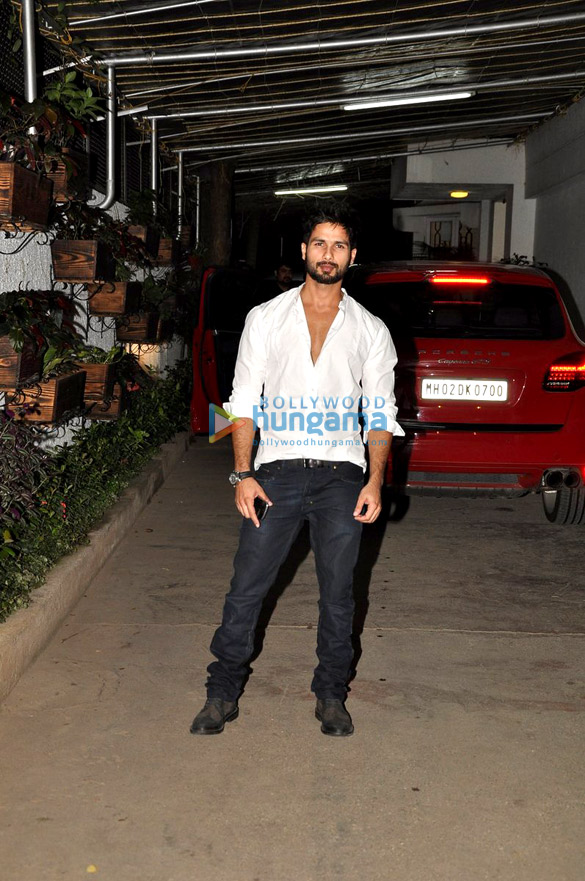 shraddha kapoor hosts a special screening of ek villain 3