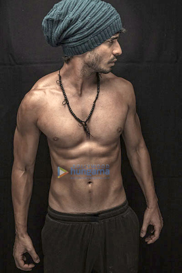 tahir raj bhasin 22
