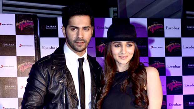 Alia Bhatt Sings ‘Samjhawan Unplugged’ With Varun Dhawan
