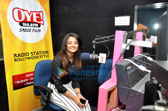 promotion of hate story 2 at oye 104 8 fm sabse filmi 3