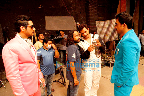 sharafat gayi tel lene 6