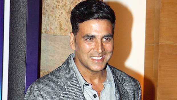 Akshay Kumar Accepts Riteish Deshmukh’s ALS Ice Bucket Challenge