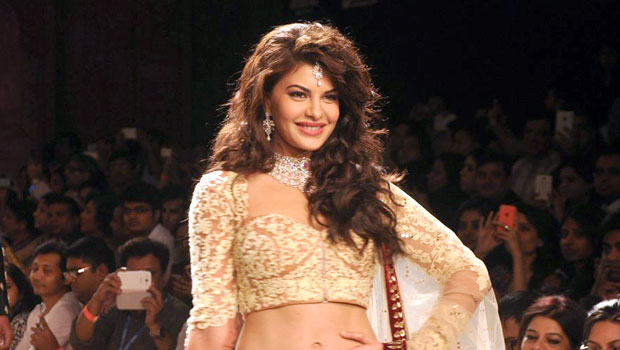 Jacqueline Fernandez, Kriti Sanon Walk The Ramp At ‘Fashion Week 2014’ Day 2