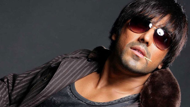 Ashish Choudhary Accepts ALS Ice Bucket Challenge