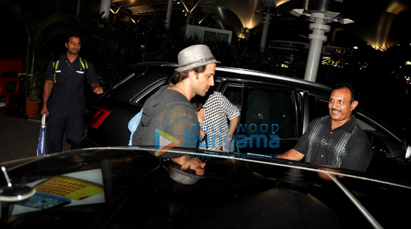 hrithik roshan katrina kaif snapped as they return from bang bang delhi promotions 7