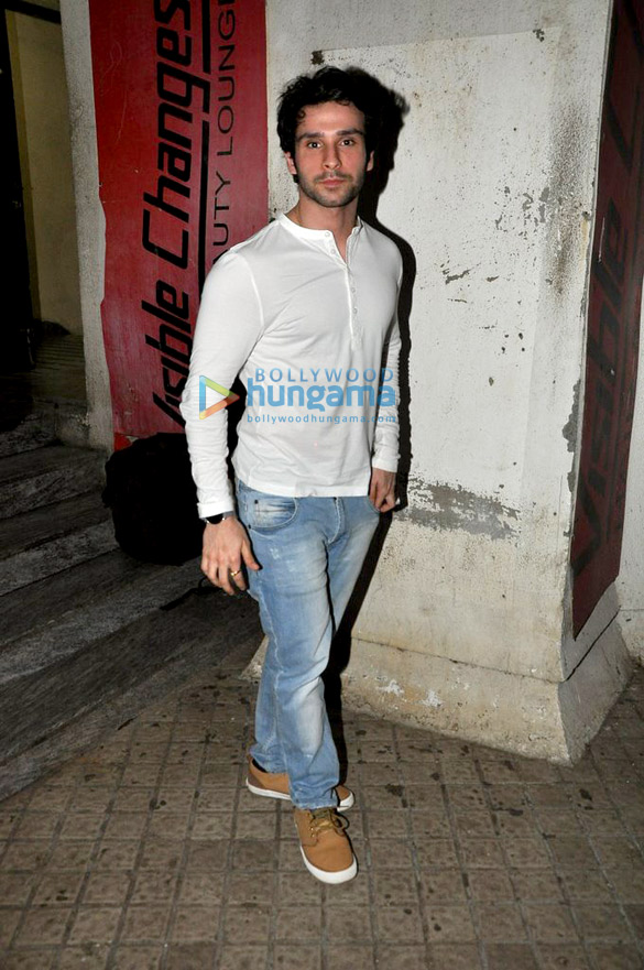 varun dhawan arjun kapoor shraddha kapoor sonakshi sinha watch bang bang 6
