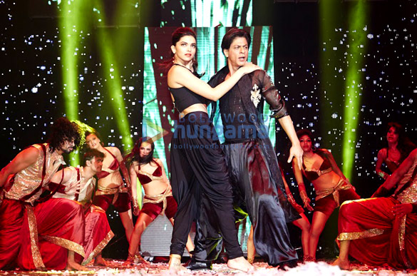 conclusion of shah rukh khans slam the tour in london 7