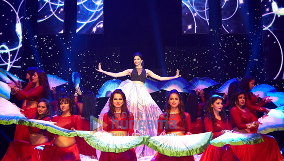 conclusion of shah rukh khans slam the tour in london 22