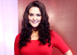 Preity Zinta throws a man out of a movie theatre?