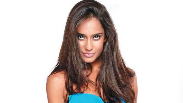 Lisa Haydon’s Exclusive Interview On ‘The Shaukeens’ Part 1