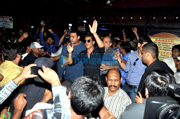 team of happy new year visits gaiety cinema 16