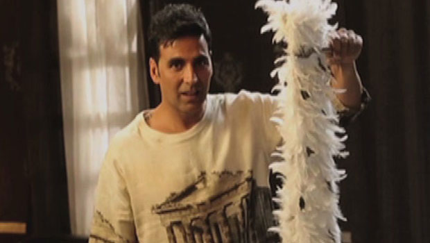 Exclusive ‘The Shaukeens’ Blog: Making Of Akshay Kumar-Lisa Haydon’s Scarf Scene