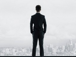 Theatrical Trailer 2 (Fifty Shades of Grey)