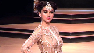 Aditi Rao Hydari And Wasim Akram Walk The Ramp At ‘Blenders Pride Fashion Week’ Day 1