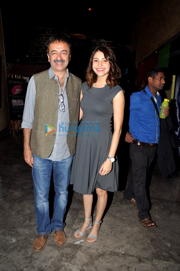 special cast crew screening of pk 14