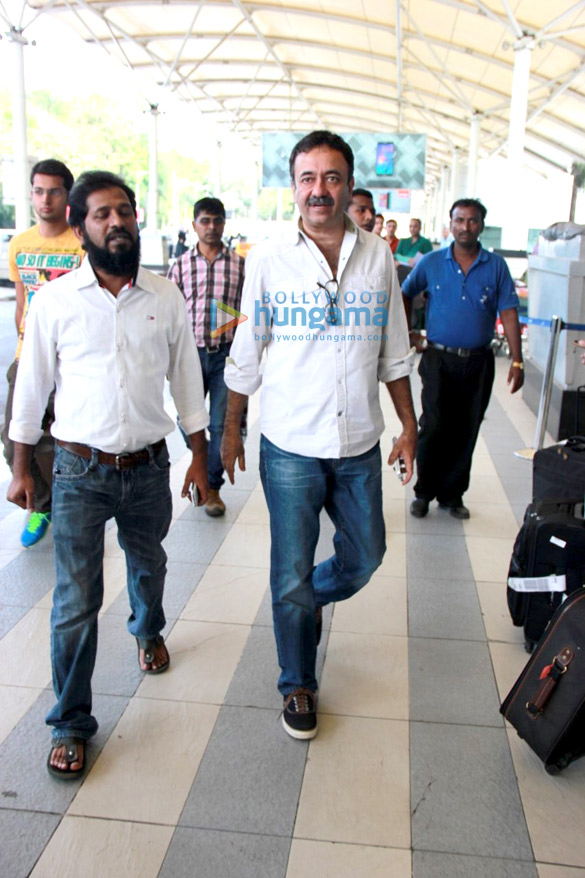 anushka sharma rajkumar hirani leave for delhi to promote pk 3