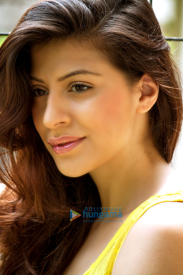 karishma kotak 4