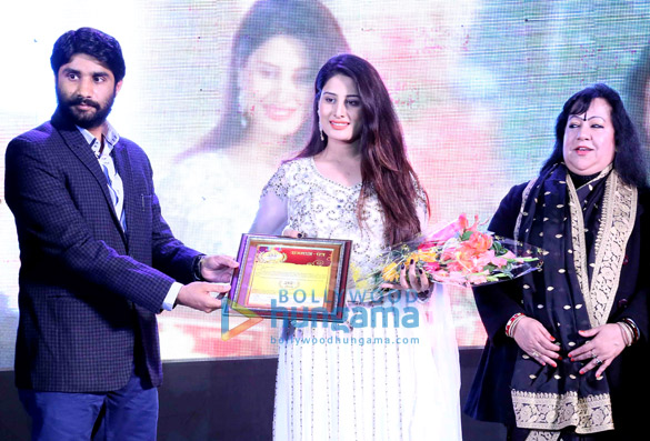 arjumman mughal receives the shaurya award for ya rab 3