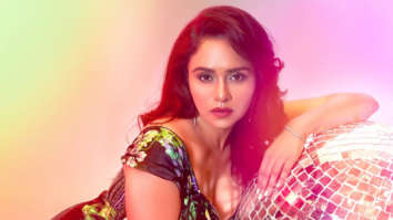 Celebrity wallpapers of Amruta Khanvilkar
