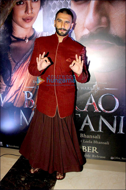 check out ranveer singhs top 5 looks during bajirao mastani promotions 4
