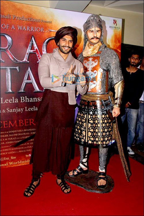 check out ranveer singhs top 5 looks during bajirao mastani promotions 6