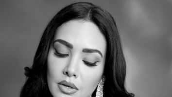 Celebrity wallpaper of Esha Gupta