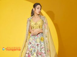 Celebrity wallpaper of Karisma Kapoor