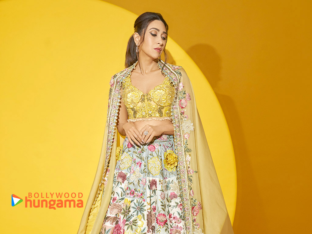Karisma Kapoor Wallpapers karismakapoor320 Bollywood Hungama