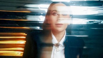 Celebrity wallpaper of Karisma Kapoor