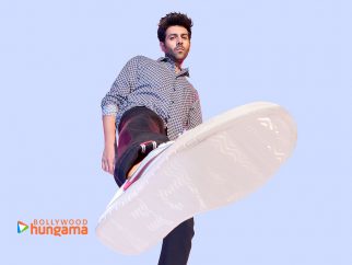 Celebrity wallpaper of Kartik Aaryan