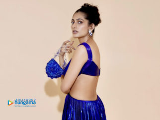 Celebrity wallpapers of Kubbra Sait