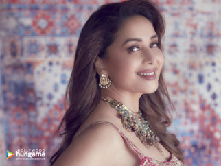 Celeb Wallpapers Of Madhuri Dixit