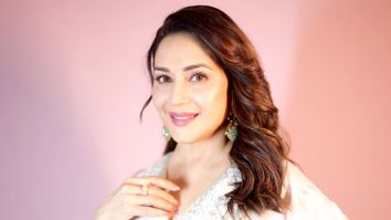 Celeb Wallpapers Of Madhuri Dixit