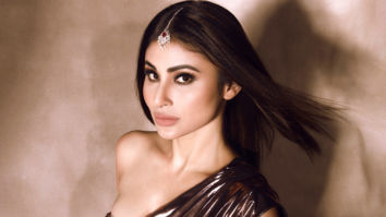 Celeb Wallpapers Of Mouni Roy