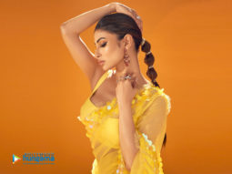 Celeb Wallpapers Of Mouni Roy