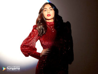 Celebrity wallpapers of Mrunal Thakur