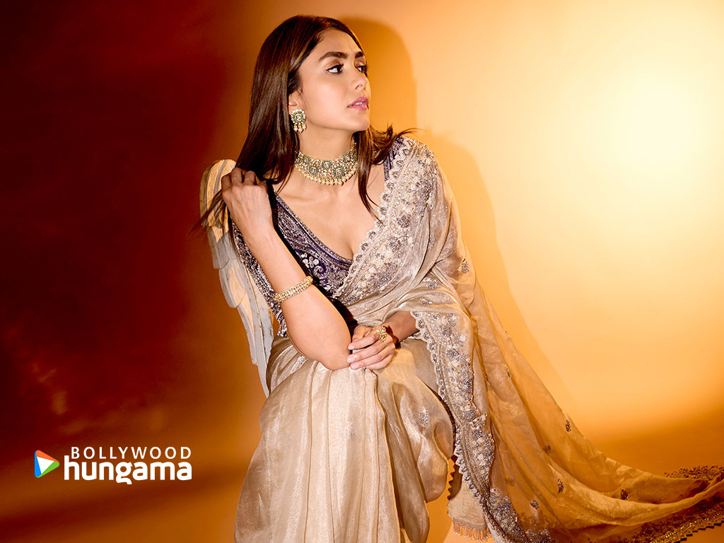 Mrunal Thakur Mrunal Thakur