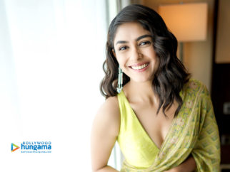 Celeb Wallpapers Of Mrunal Thakur