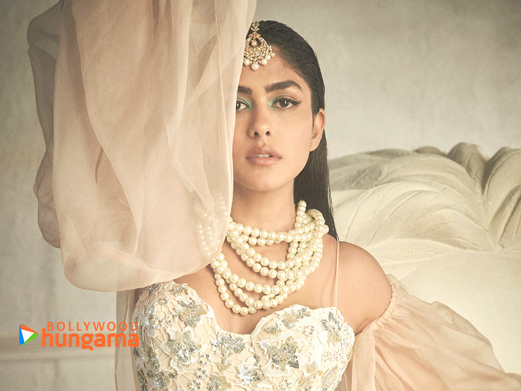 Mrunal Thakur