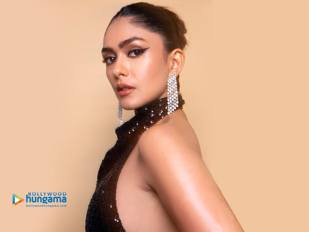 Mrunal Thakur Mrunal Thakur