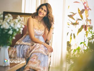Celeb Wallpapers Of Mrunal Thakur