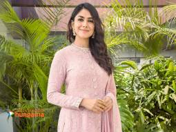 Celebrity wallpaper of Mrunal Thakur
