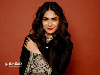 Celebrity wallpaper of Mrunal Thakur