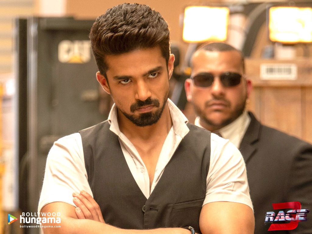 Race 3