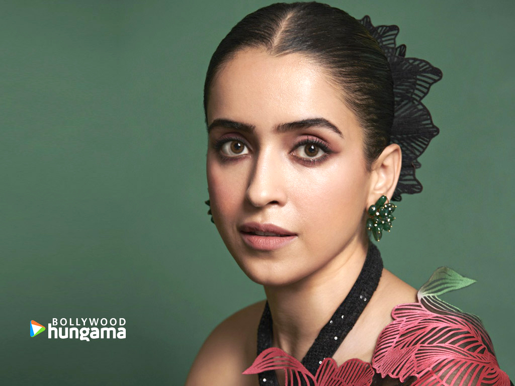 Sanya Malhotra Wallpapers 