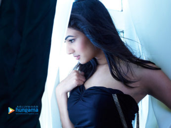 Celeb Wallpapers Of Sonal Chauhan
