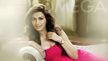 Celebrity wallpaper of Sonali Bendre