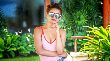Celebrity Wallpapers Of Surveen Chawla