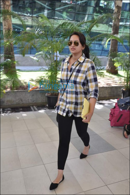 decoding bollywood stars airport wear 2