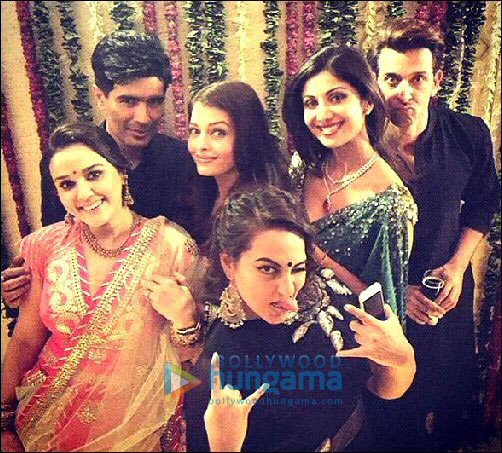 check out bollywood stars at the diwali bash of the bachchans 14